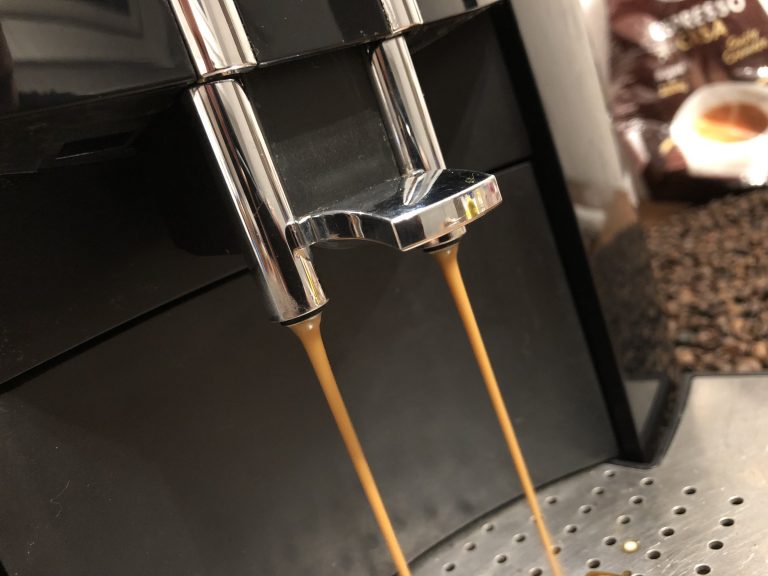 Jura onderhoud en reparatie - jura koffie uitloop